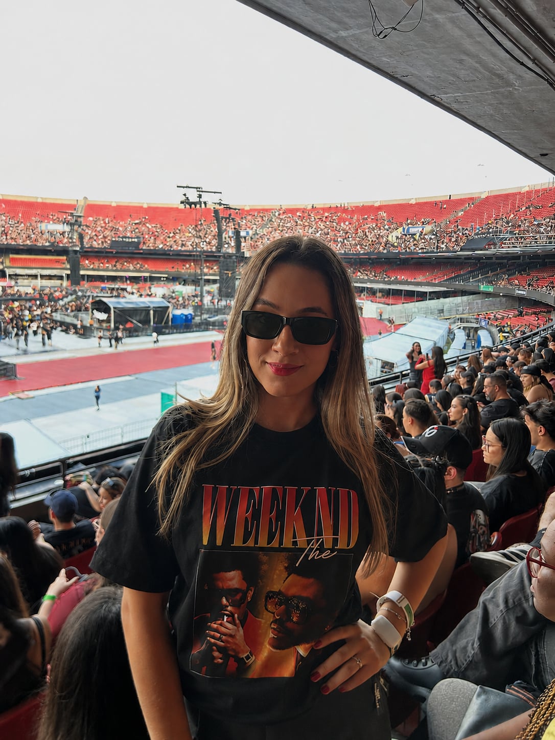 The Weeknd T-shirts - The Weeknd 90s Vintage Unisex Retro T-shirt photo review